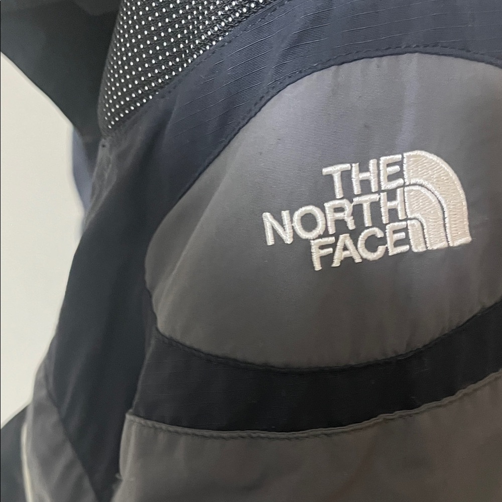 The North Face Black and Gray Jacket - Picture 4 of 5